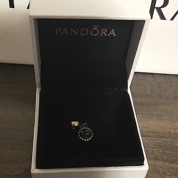 Pandora 18th birthday charm - Picture 3 of 3